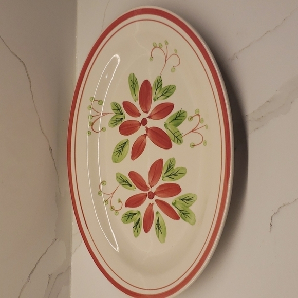 Mayfair & Jackson ceramic serving platterhand painted oval poinsetta Chr… - Picture 2 of 6